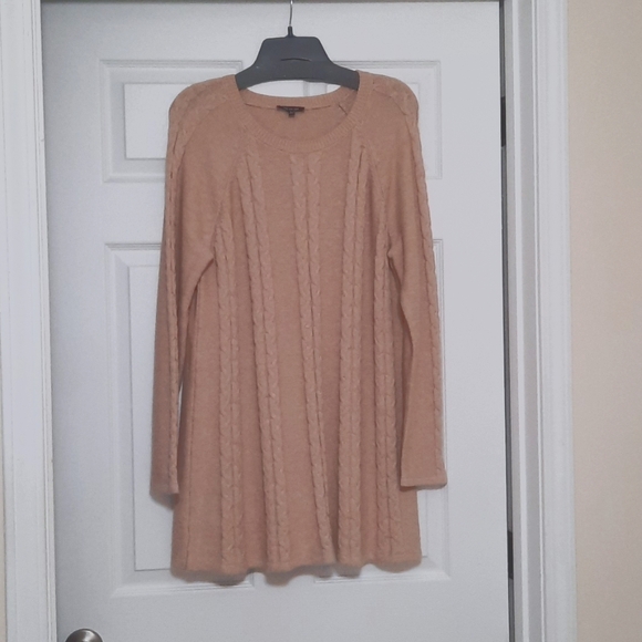 Vision 155 Sweaters - Vision 155 Large Tan Cable Knit Longsleeve Crewneck Tunic Sweater